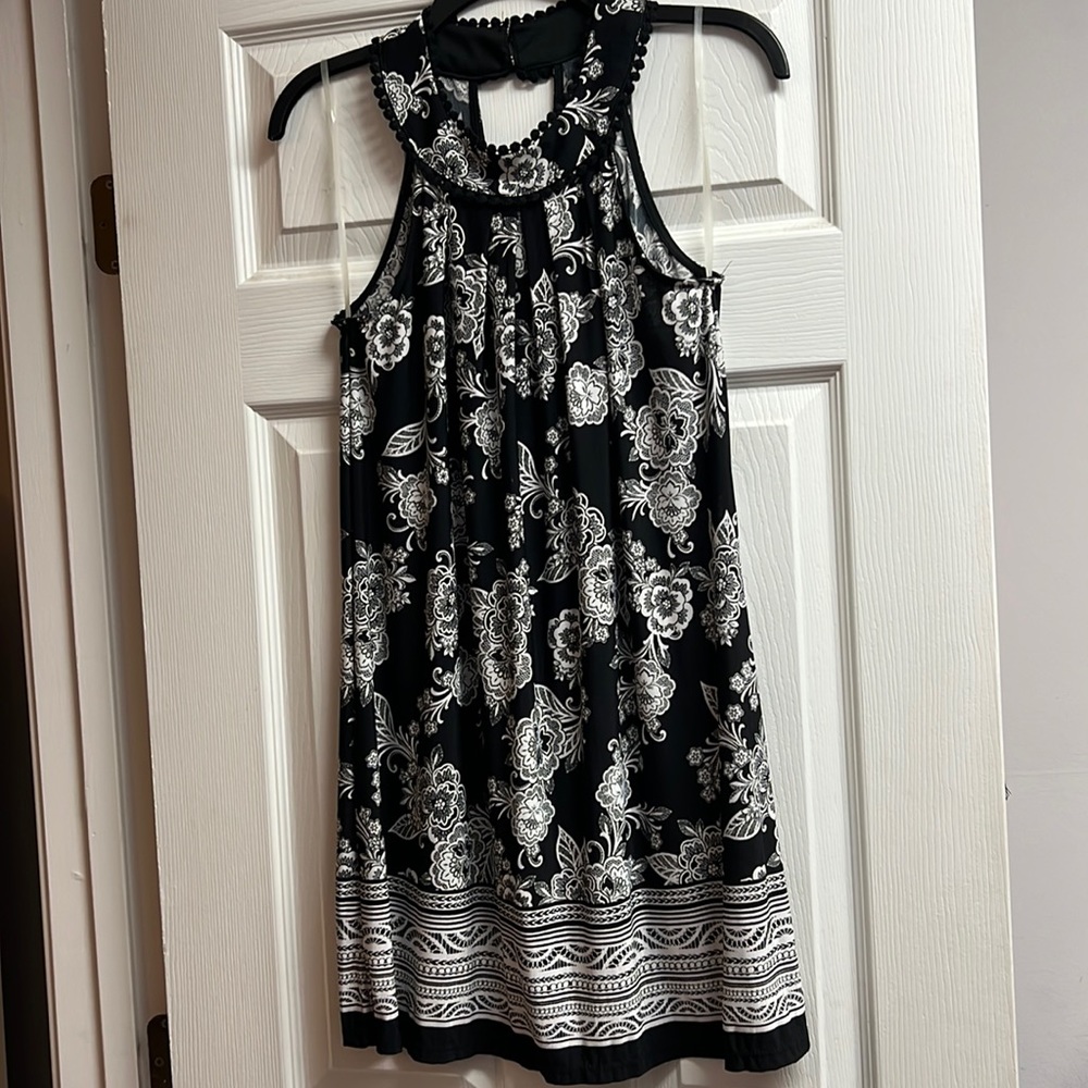 Cute black and white mini dress